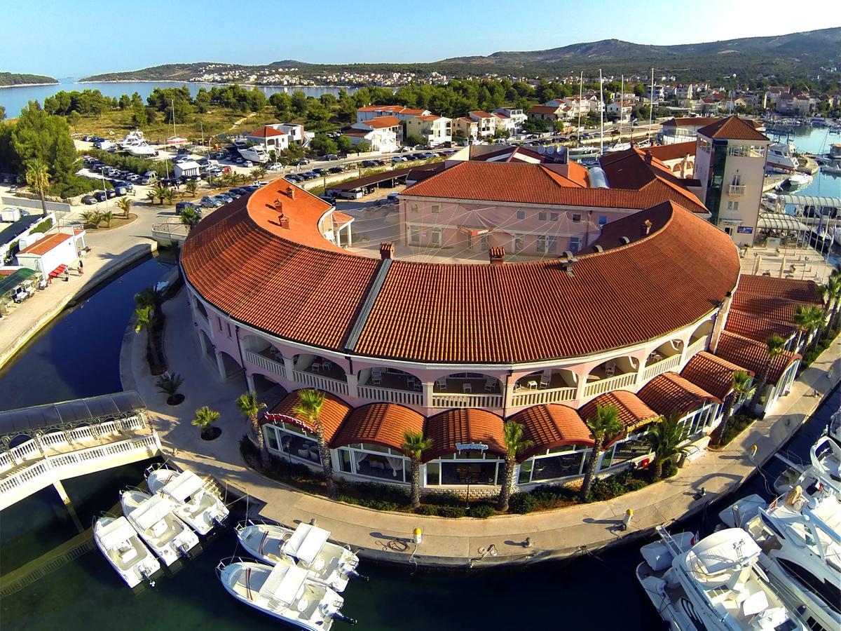 Marina Frapa Rogoznica Hotel